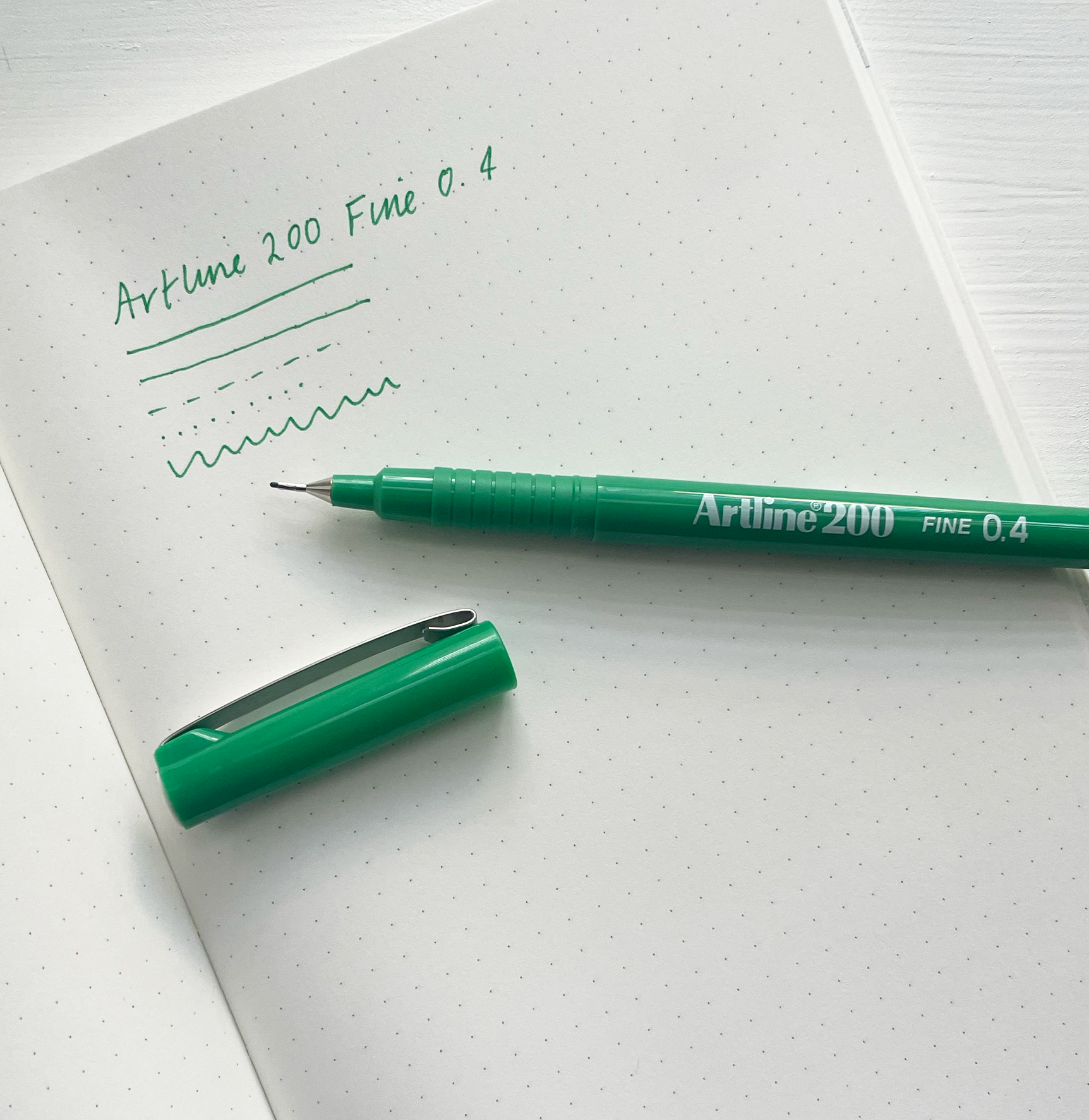Artline 200 Fine 0.4 Pen