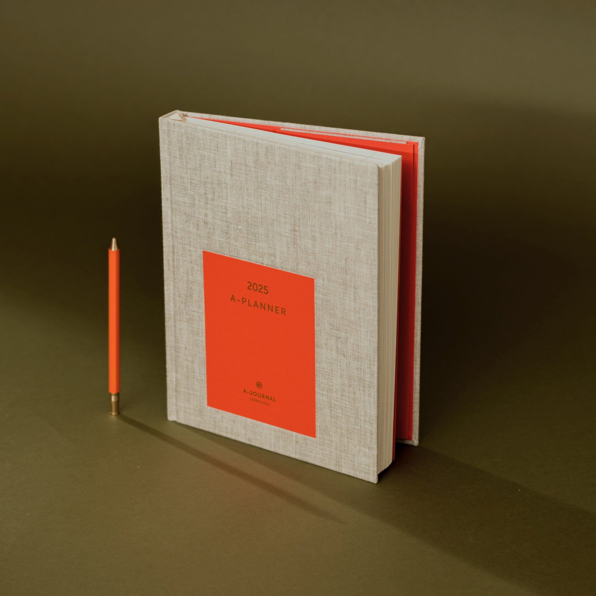 2025 A-Planner Weekly Diary - Linen